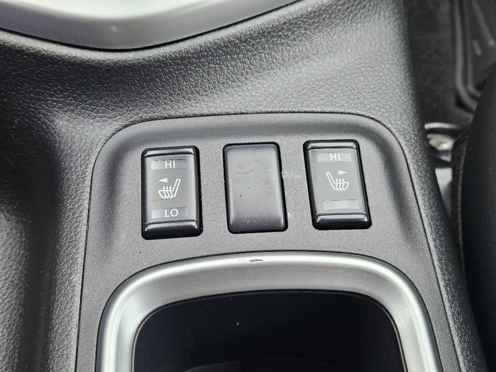 Nissan Navara Dc 4x4 2.3tdi Le año 2023