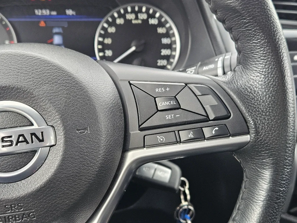 Nissan Navara Dc 4x2 2.3tdi Xe año 2023