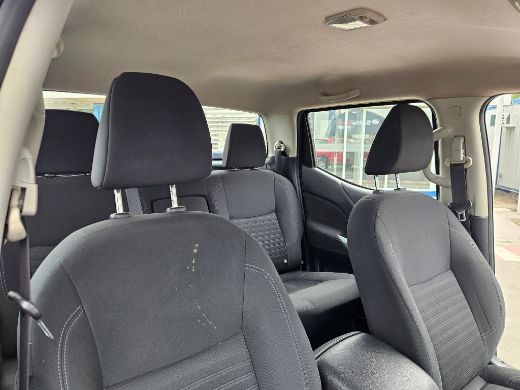 Nissan Navara Dc 4x4 2.3tdi Xe año 2023