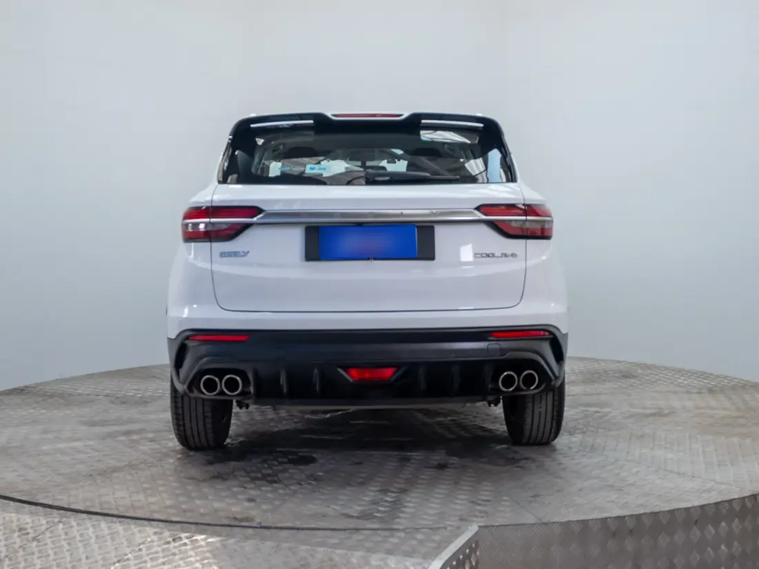 Geely Coolray 1.5 Exclusive 7dct At año 2022