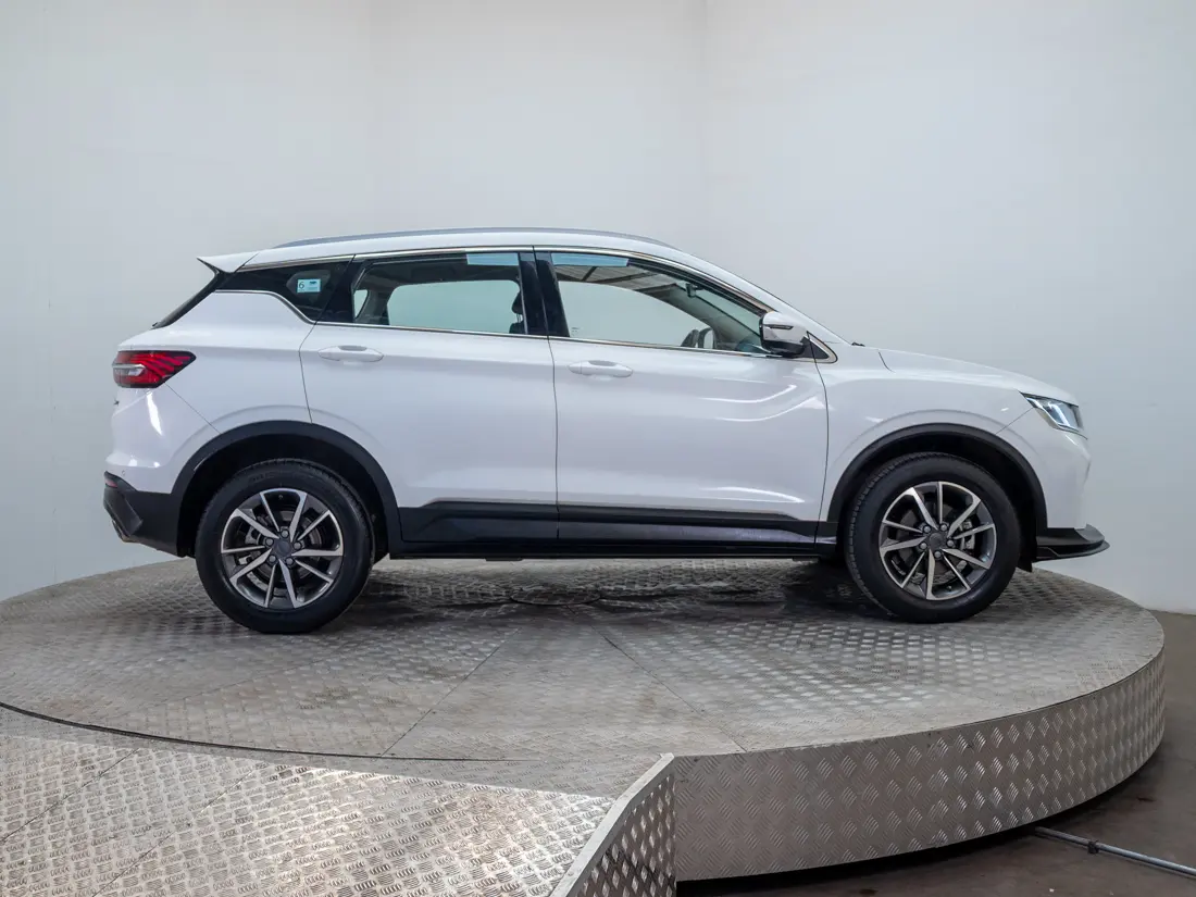 Geely Coolray 1.5 Exclusive 7dct At año 2022