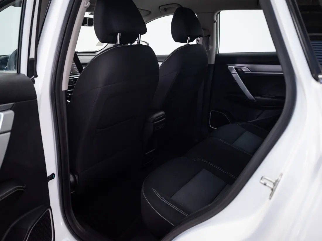 Geely Coolray 1.5 Exclusive 7dct At año 2022