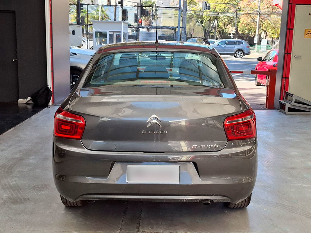 Citroen C-Elysee 1.6 Hdi año 2025