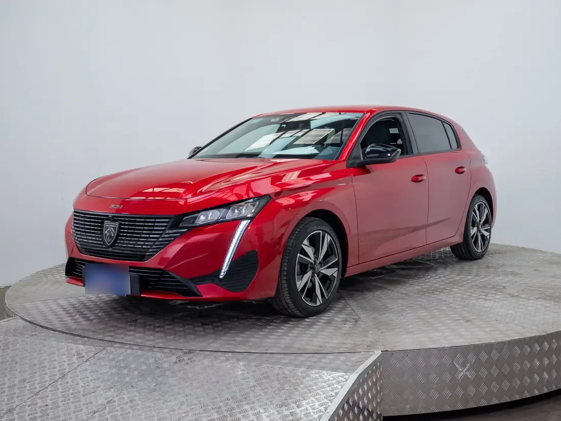 Peugeot 308 1.2 Allure Puretech 130 4x2 Mt 5p año 2023