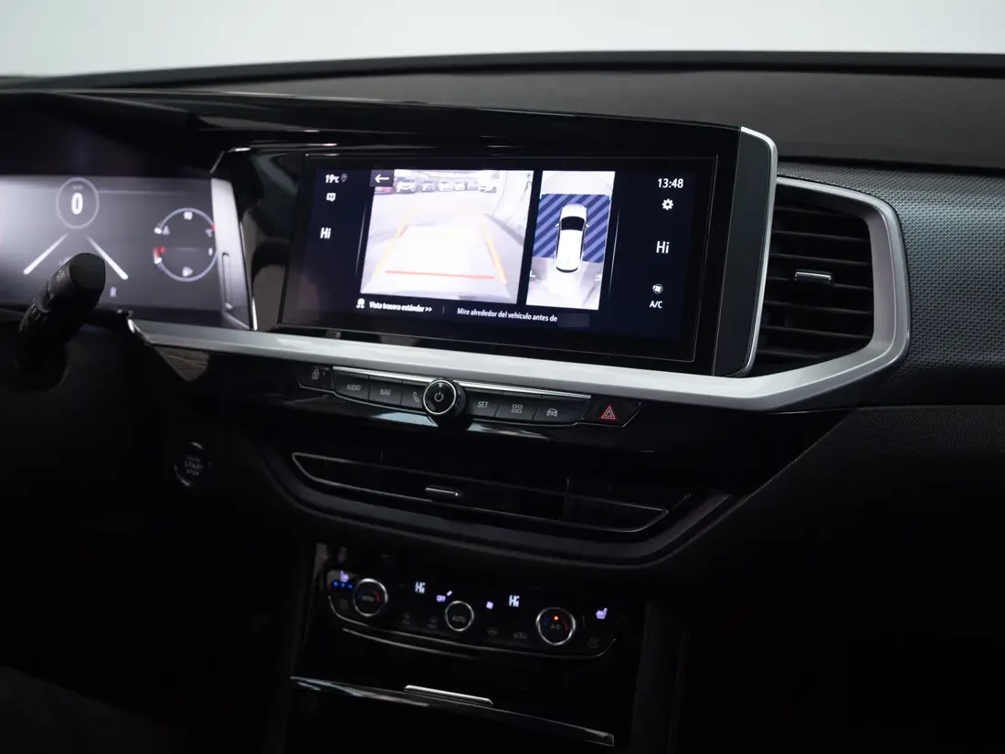 Opel Grandland 1.2t Ultimate At año 2023