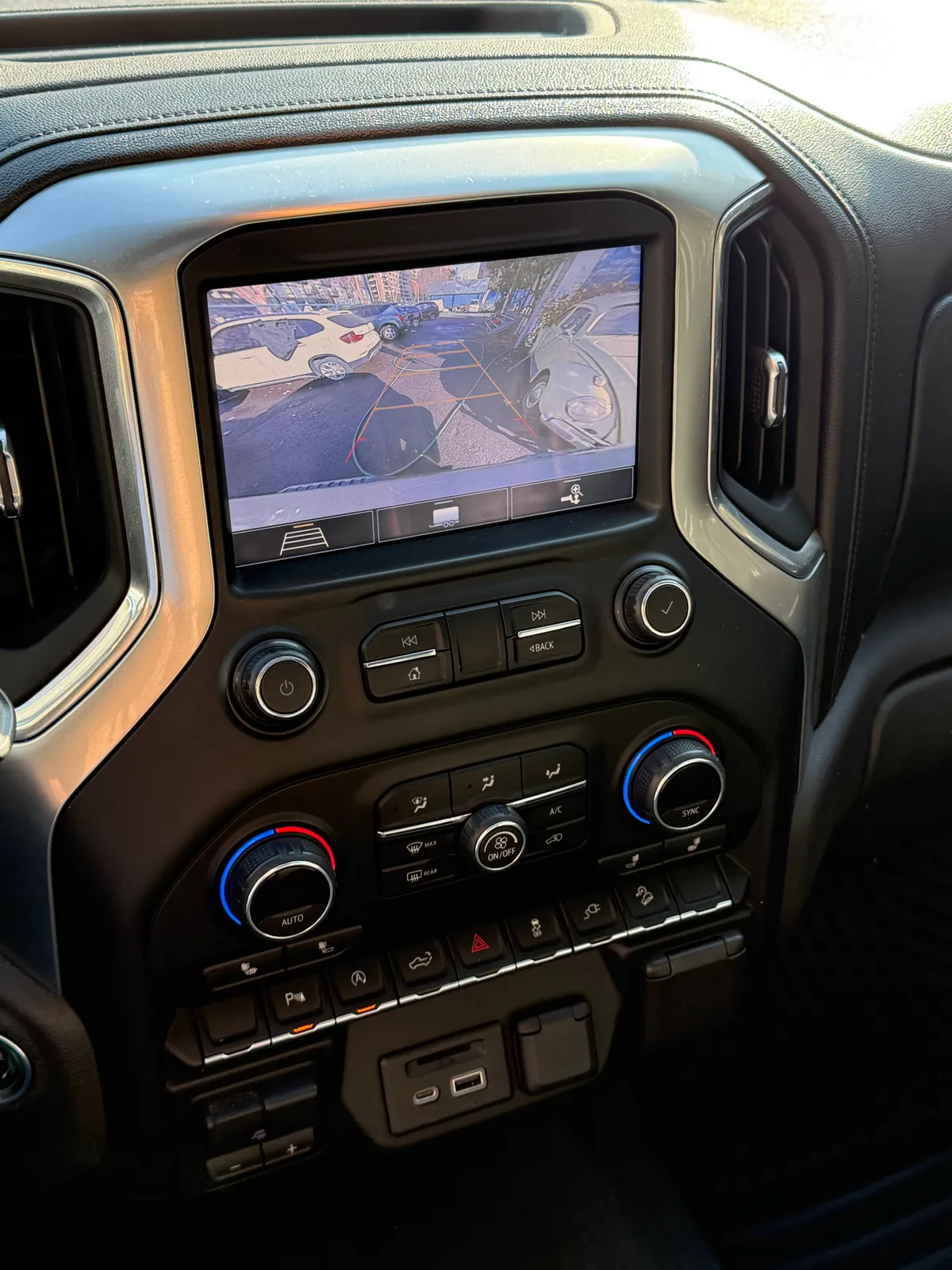 CHEVROLET SILVERADO 5.3 Cc Ltz At 4x4 año 2020