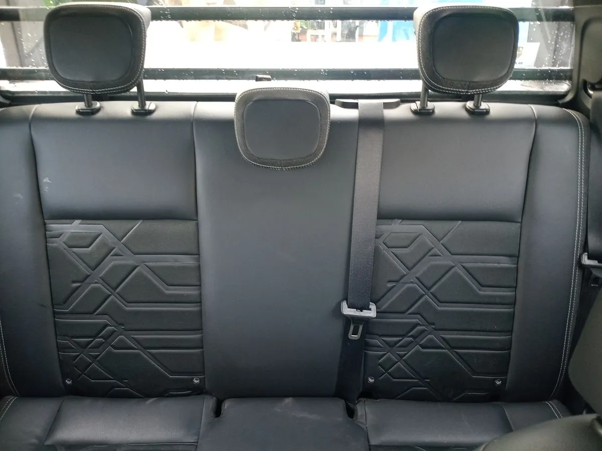 Ram 700 1.3 Laramie 4x2 Dob. Cab. Mt 4p año 2023