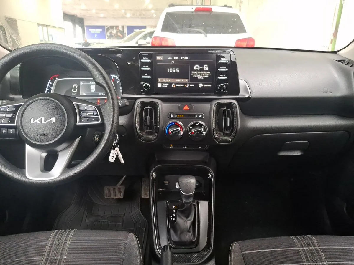 Kia Sonet 1.5 Ex 4x2 Ivt Ri At 5p año 2025