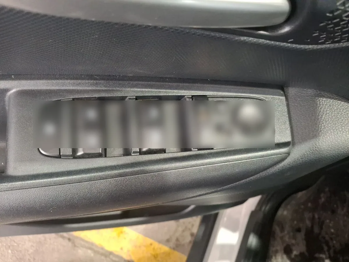 Kia Sonet 1.5 Ex 4x2 Ivt Ri At 5p año 2025