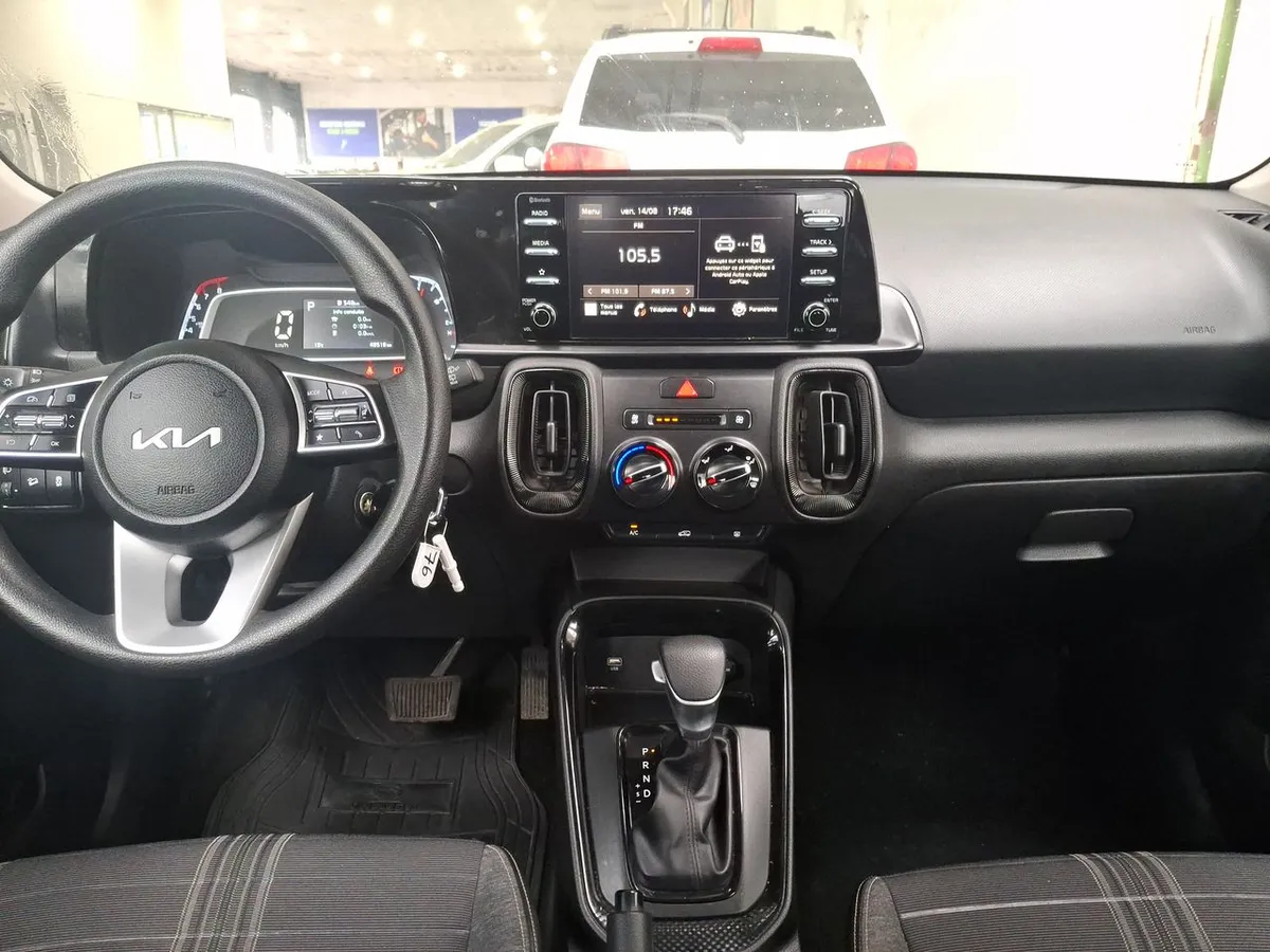 Kia Sonet 1.5 Ex 4x2 Ivt Ri At 5p año 2025