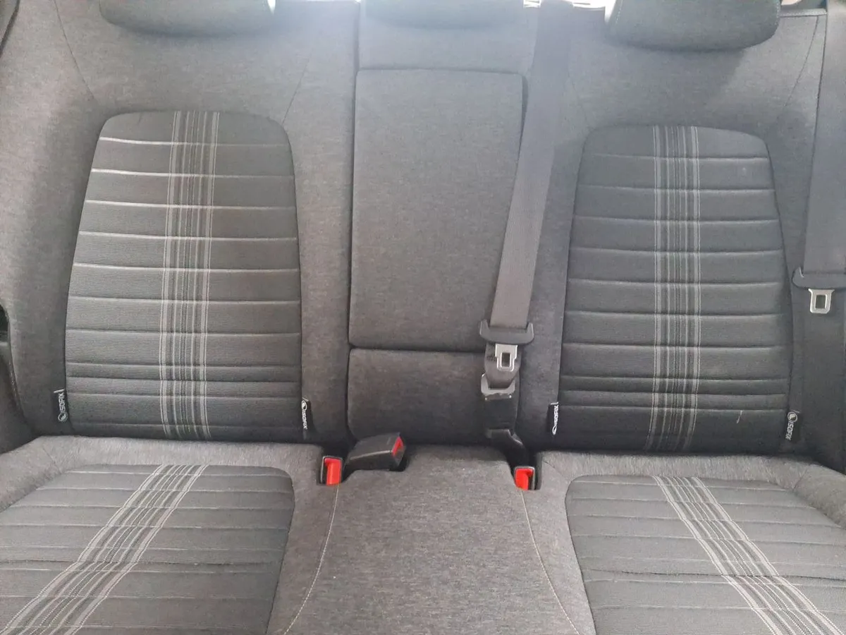 Kia Sonet 1.5 Ex 4x2 Ivt Ri At 5p año 2025