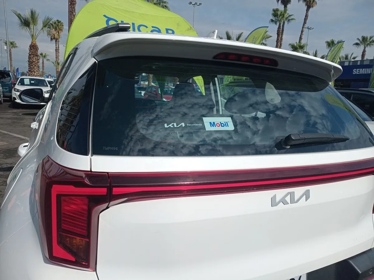 Kia Sonet 1.5 Ex 4x2 Ivt Ri At 5p año 2025