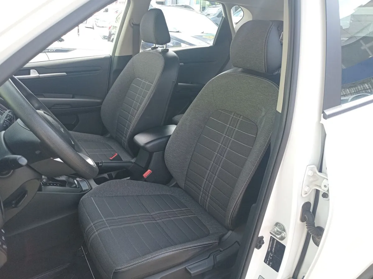 Kia Sonet 1.5 Ex 4x2 Ivt Ri At 5p año 2025