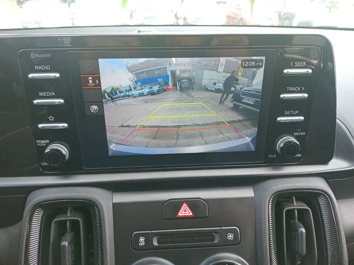 Kia Sonet 1.5 Ex 4x2 Ivt Ri At 5p año 2025