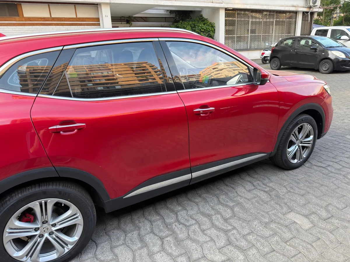 MG HS 2.0t Dct Trophy At 4x4 año 2022