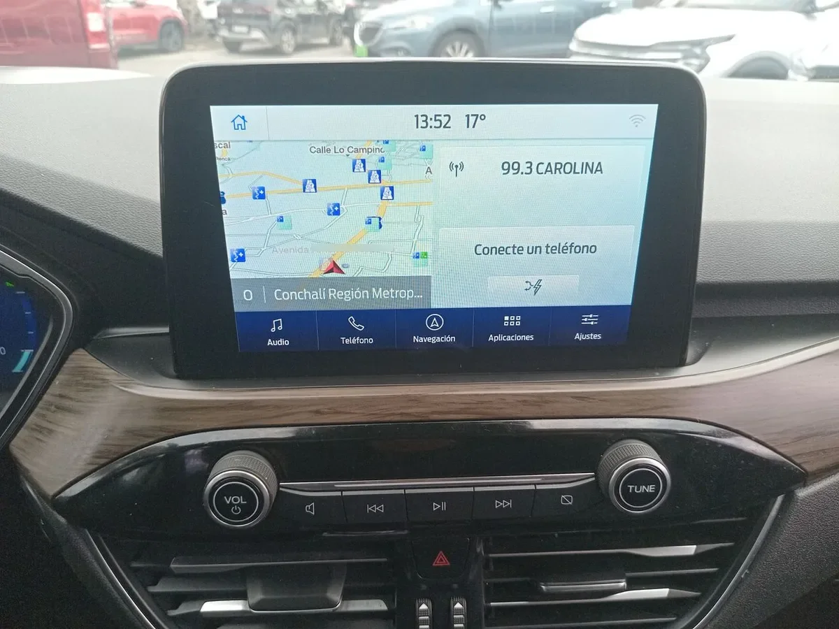 Ford Escape 2.5 Atkinson Titanium Hibrido Awd At 5p año 2021