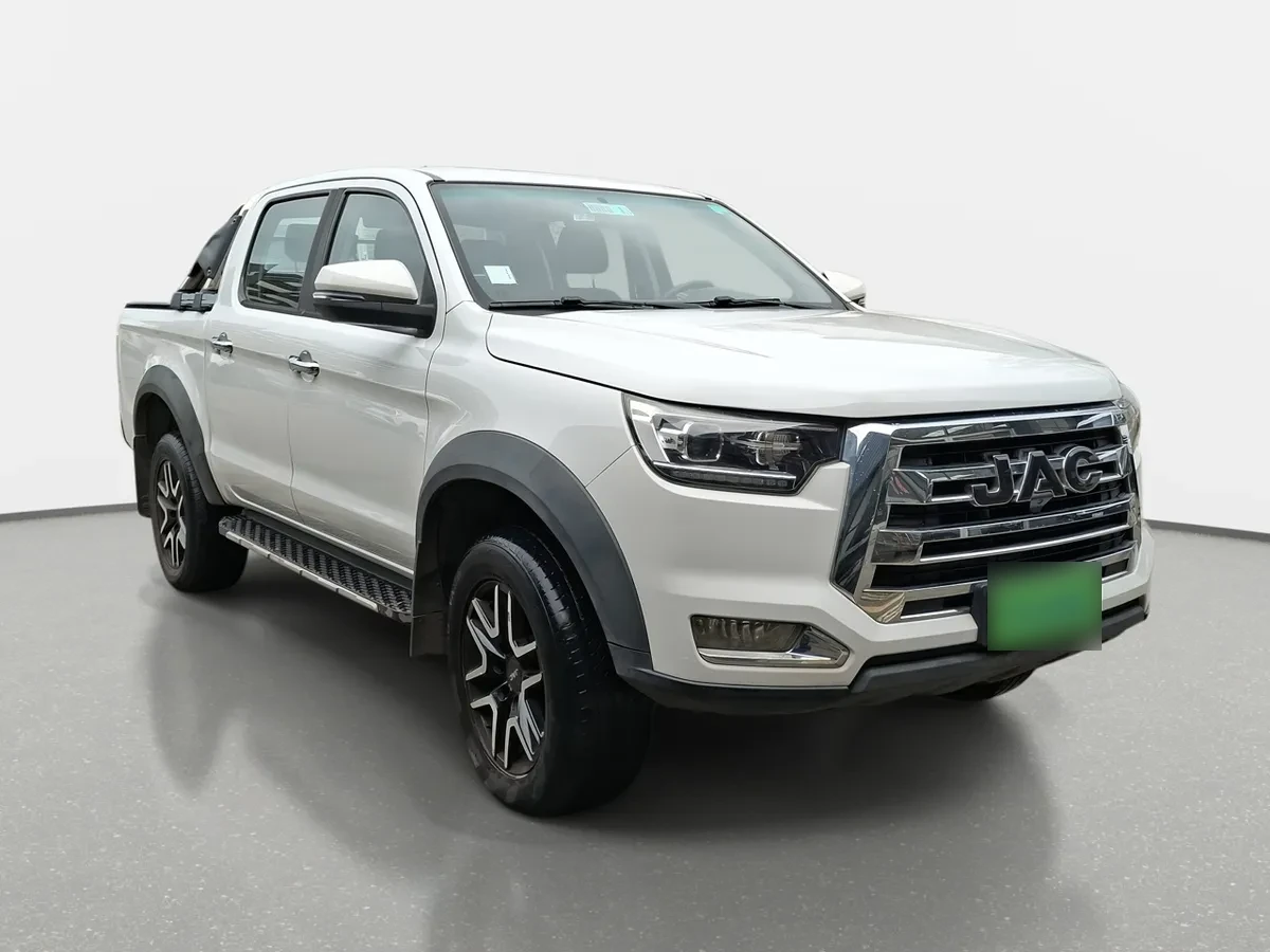 JAC T8 2.0 Comfort 4x2 Diesel Mt 4p año 2022