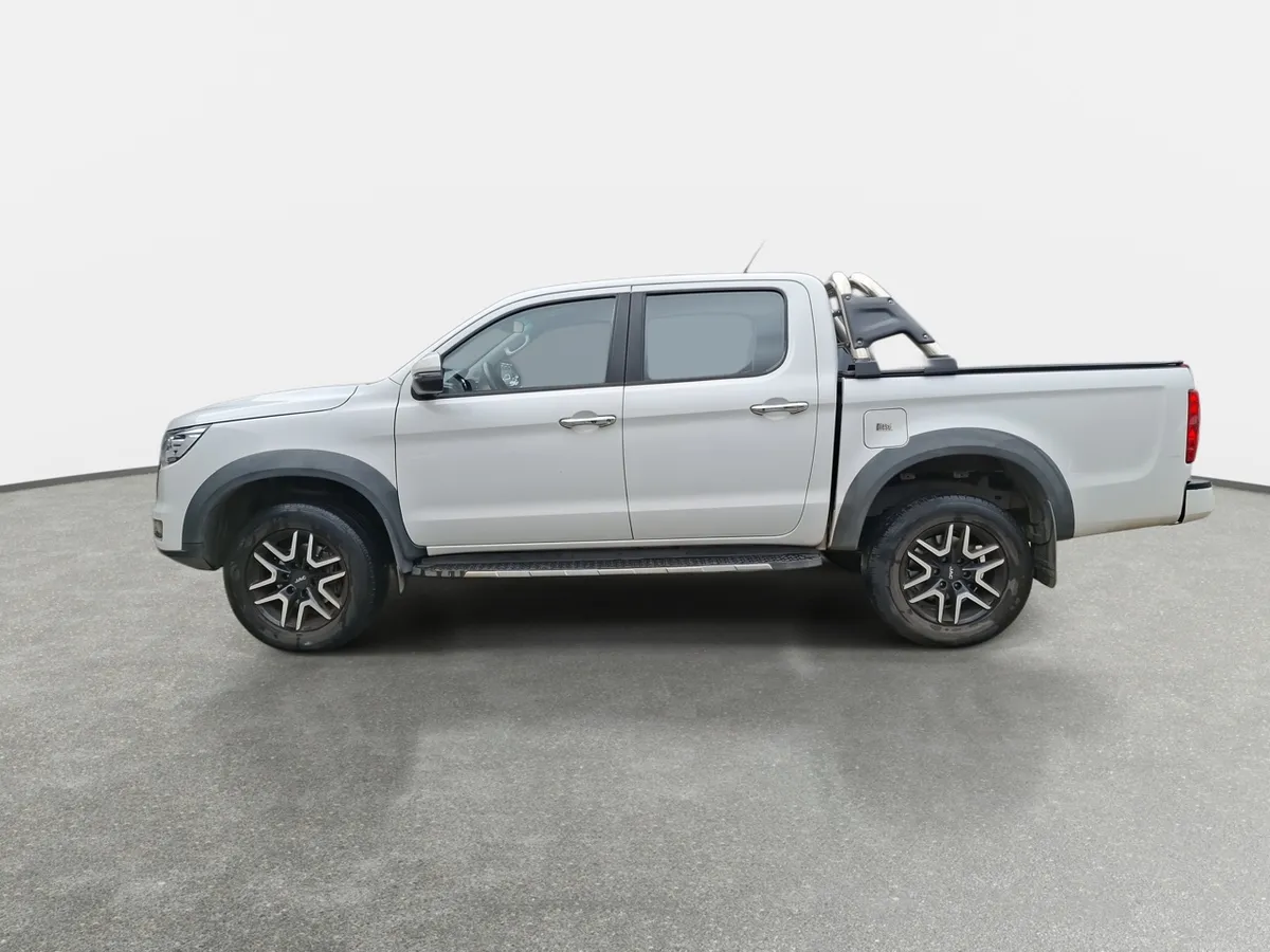 JAC T8 2.0 Comfort 4x2 Diesel Mt 4p año 2022