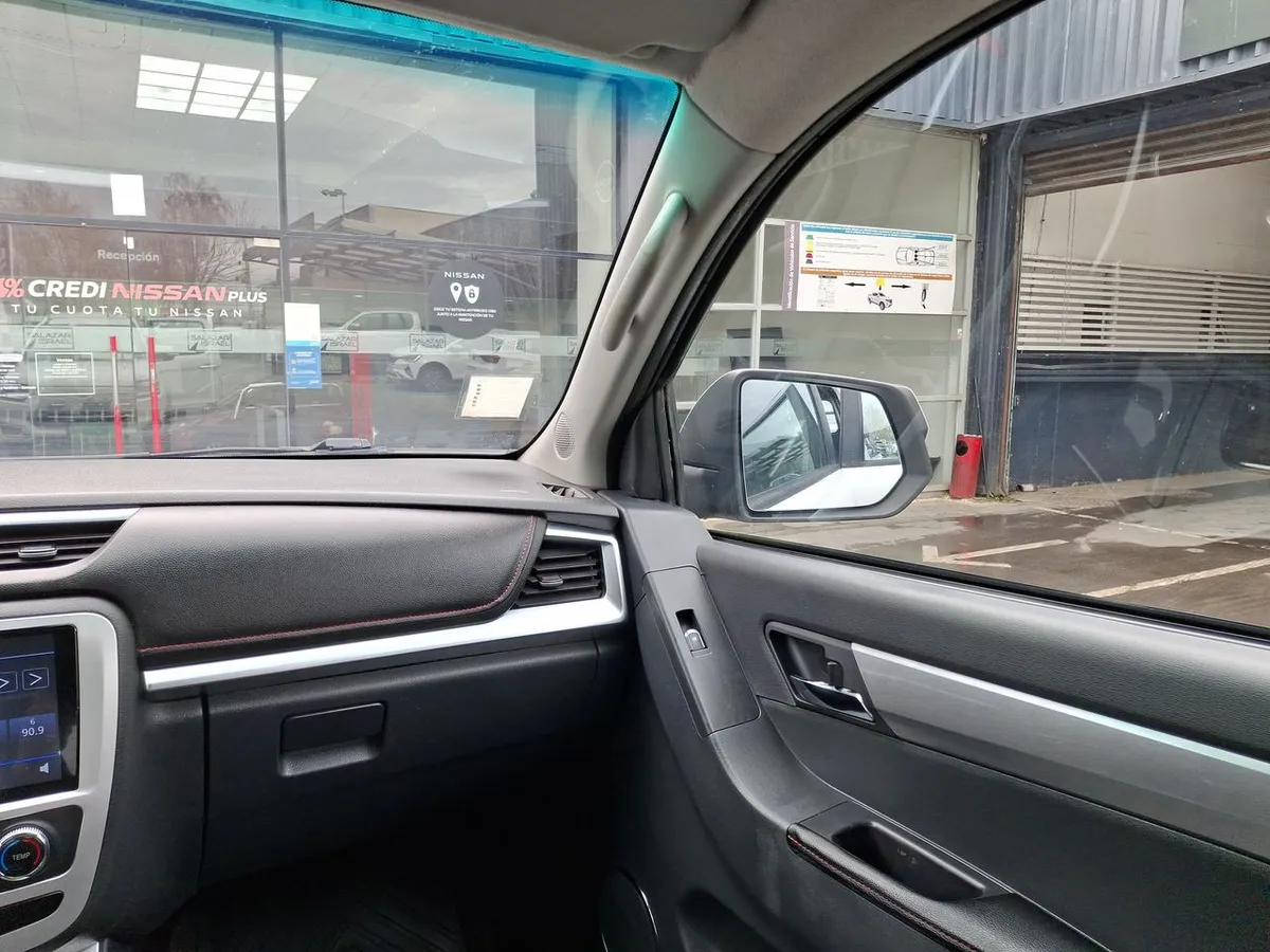 JAC T8 2.0 Comfort 4x2 Diesel Mt 4p año 2022