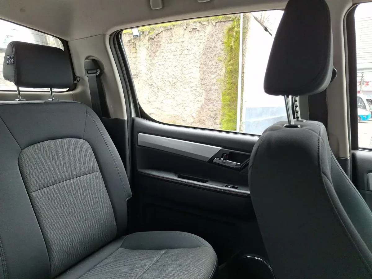 JAC T8 2.0 Comfort 4x2 Diesel Mt 4p año 2022