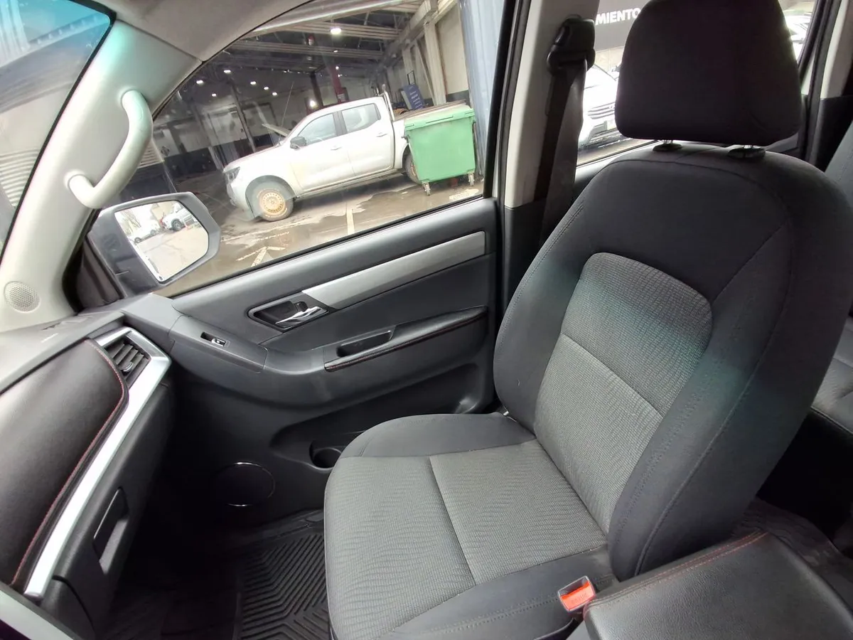 JAC T8 2.0 Comfort 4x2 Diesel Mt 4p año 2022