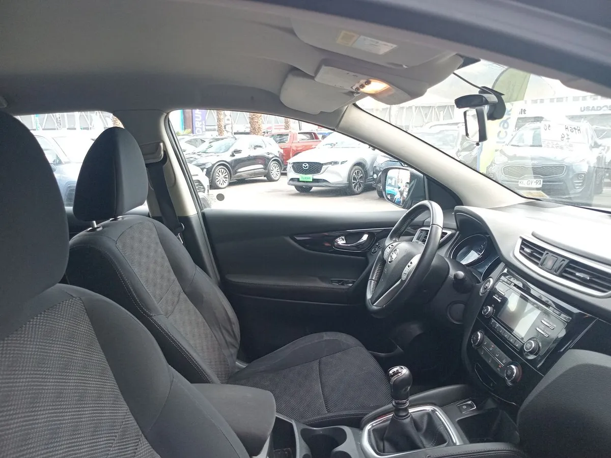 Nissan Qashqai 2.0 Advance 4x2 Mt 5p año 2016