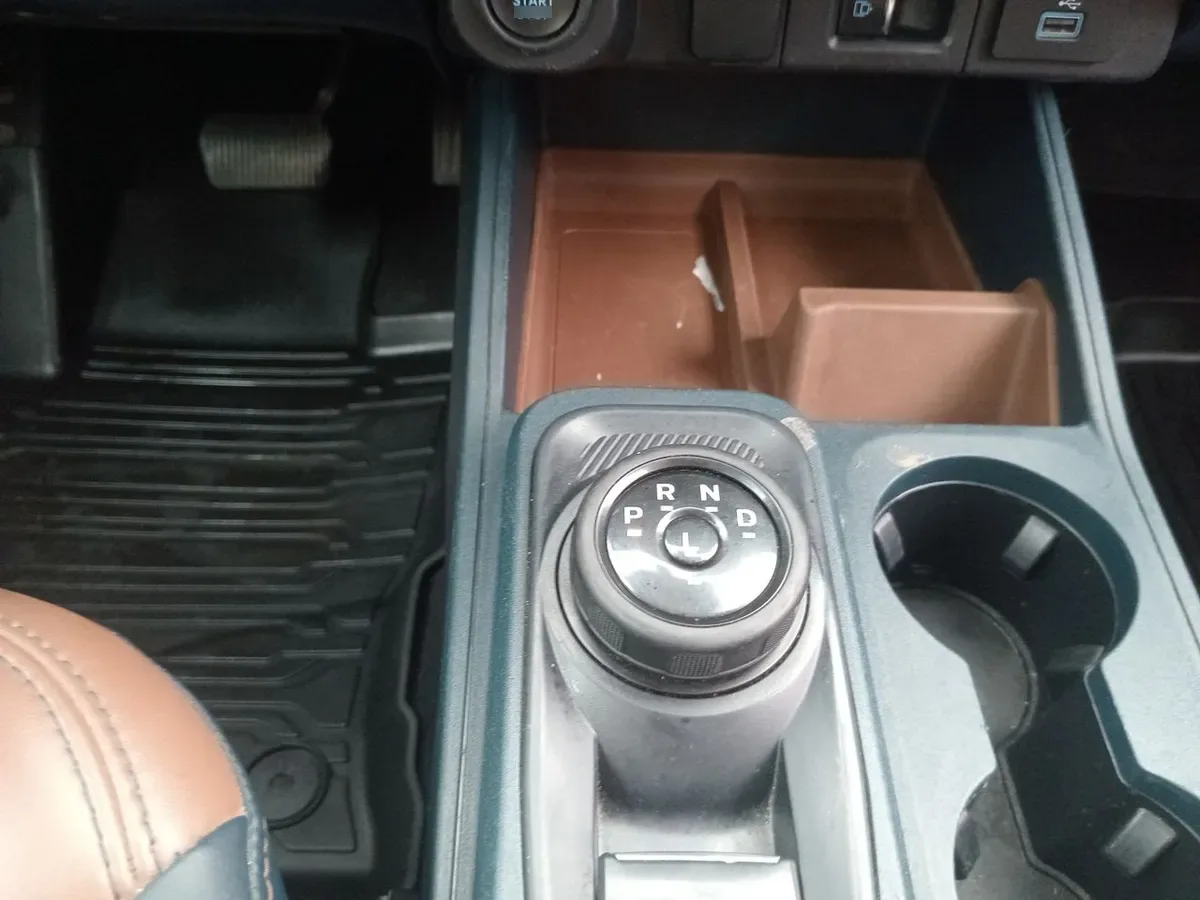 Ford Maverick 2.0 Lariat 4x4 At 4p año 2023