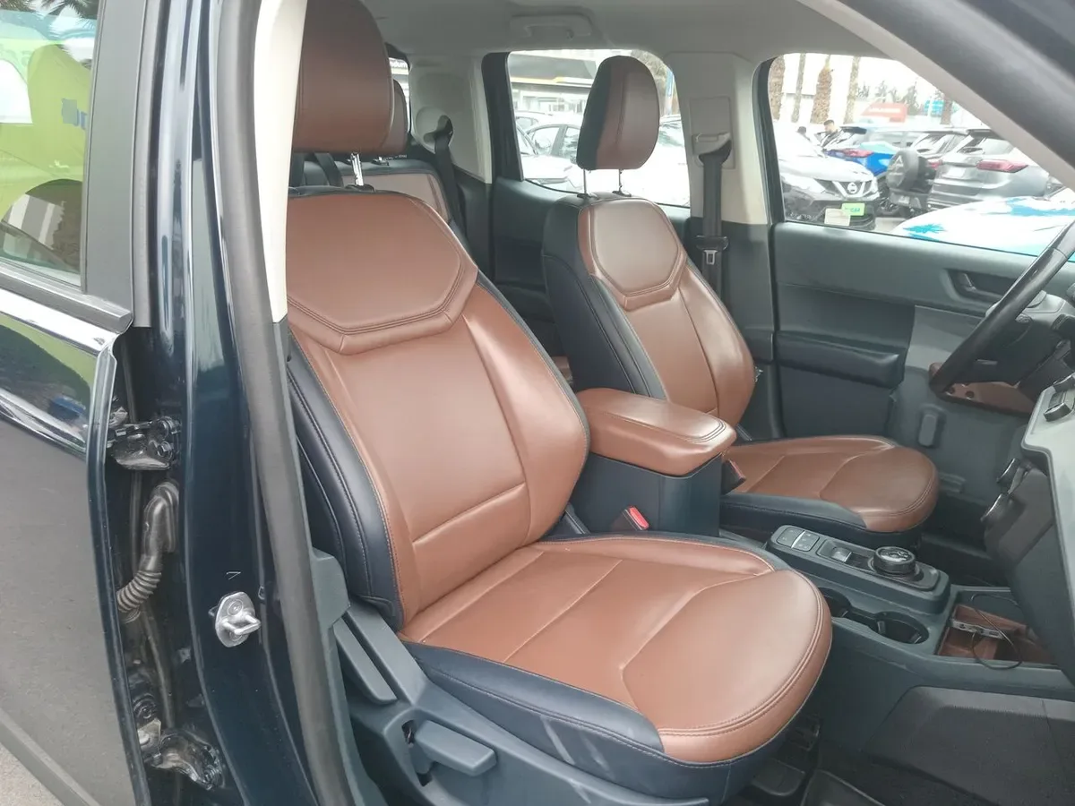 Ford Maverick 2.0 Lariat 4x4 At 4p año 2023
