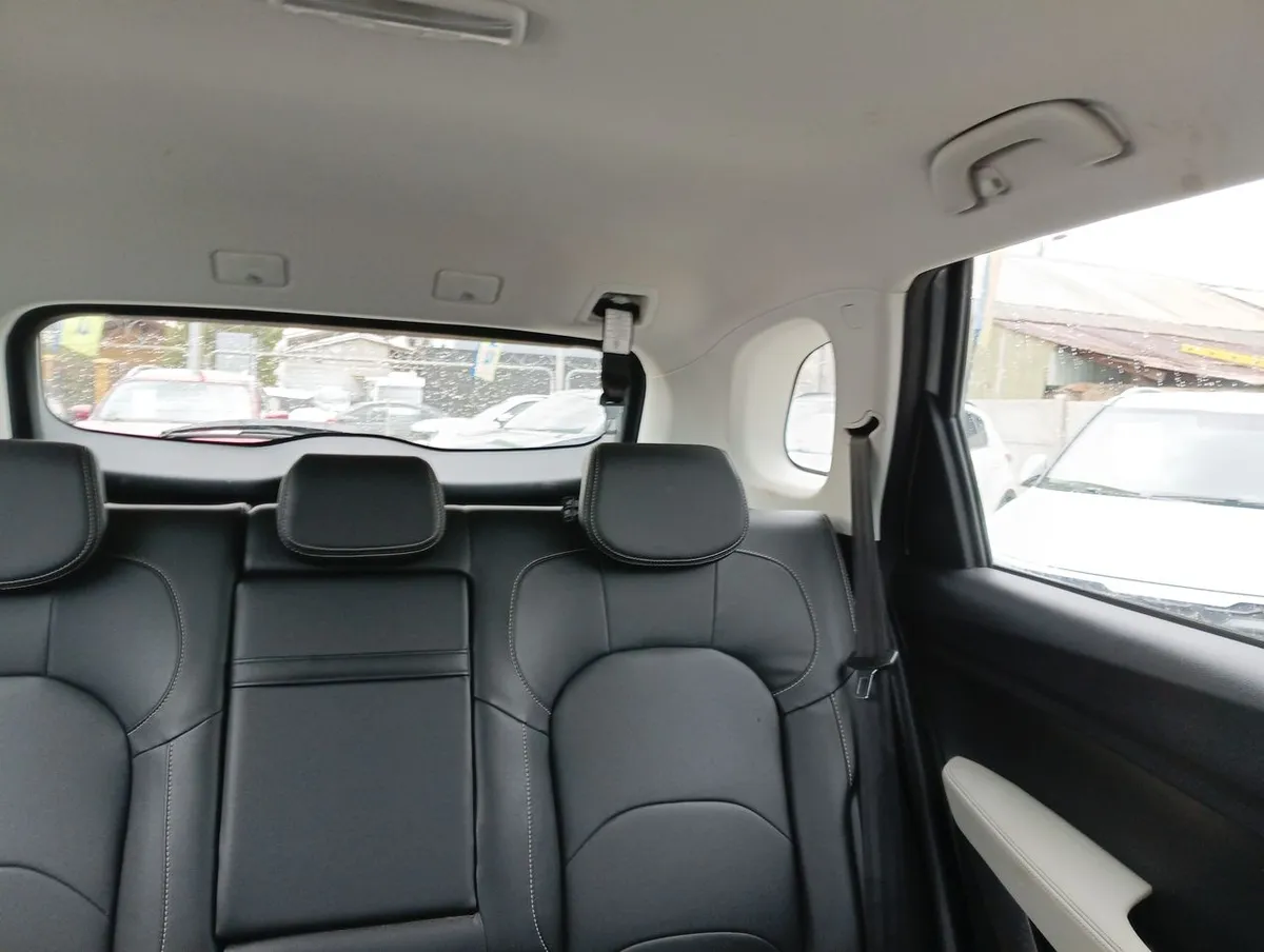 Chevrolet Captiva 1.5t Ltz R 4x2 Cvt At 5p año 2024