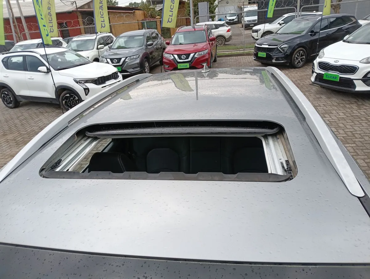 Chevrolet Captiva 1.5t Ltz R 4x2 Cvt At 5p año 2024