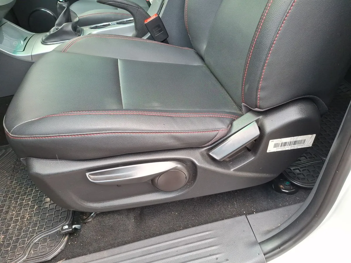 JAC T8 2.0 Advance 4x4 Diesel Mt 4p año 2023