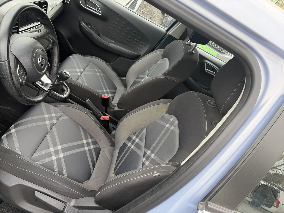 MG 3 1.5 Comfort 4x2 Hb Mt 5p año 2024