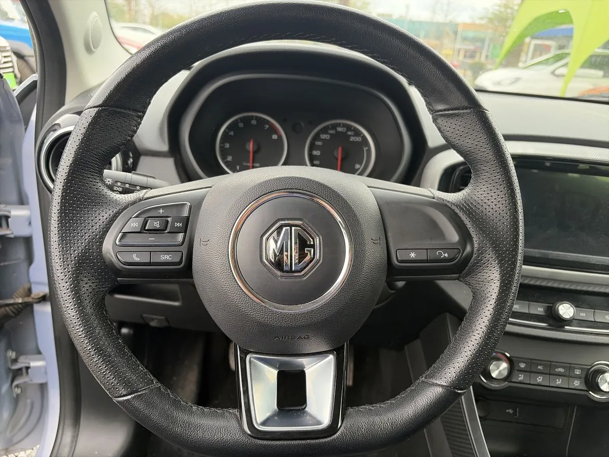 MG 3 1.5 Comfort 4x2 Hb Mt 5p año 2024