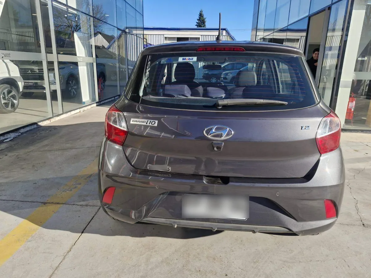 Hyundai Grand I10 1.2 Plus 4x2 Hb Mt 5p año 2022