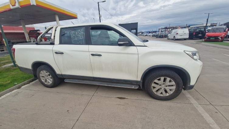 Ssangyong Musso 2.2 Grand Glx Td Diesel 2wd Mt6 4p año 2022