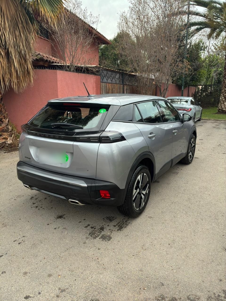 PEUGEOT 2008 1.2 Allure Mhev 136 At Hirbido año 2025