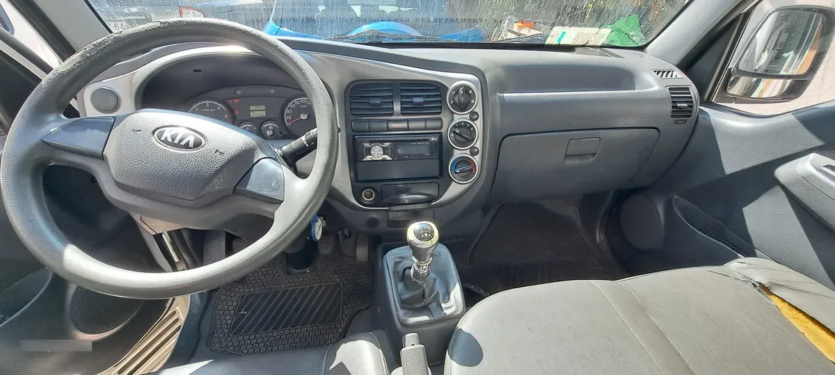 KIA MOTORS FRONTIER 2.9 Dc Mt Diesel año 2013