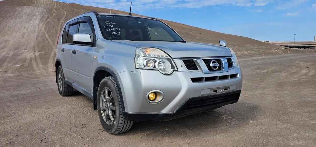 NISSAN X-TRAIL 2.5 S Bt Mt 4x4 año 2013