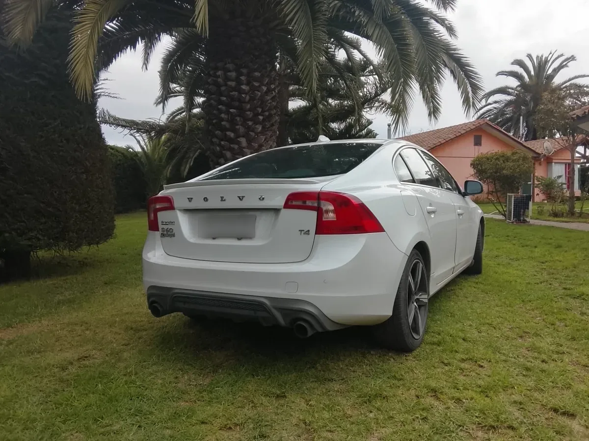 VOLVO S60 2.0 D4 Limited At Diesel año 2016