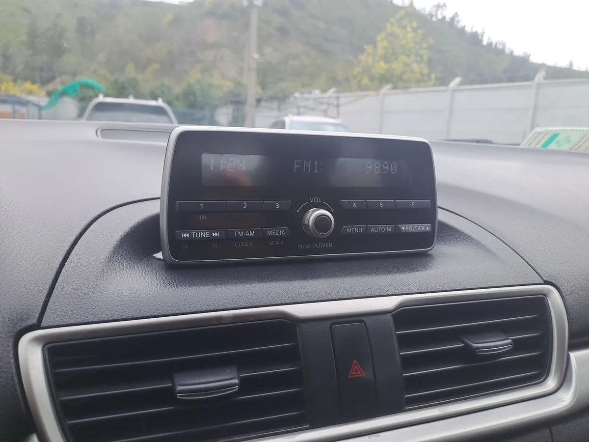 Mazda 3 1.6 S 4x2 Sdn 4at 4p año 2018
