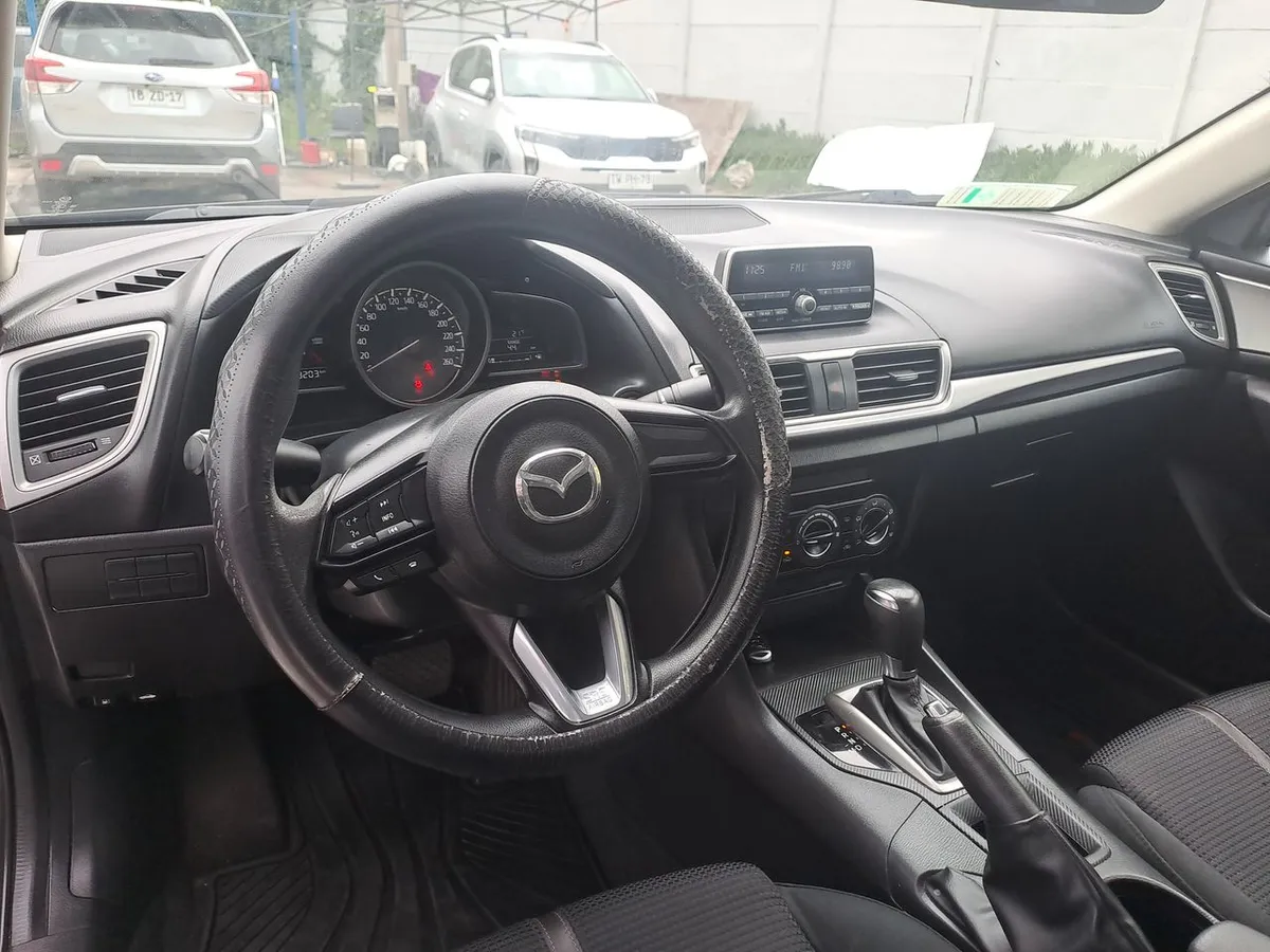 Mazda 3 1.6 S 4x2 Sdn 4at 4p año 2018