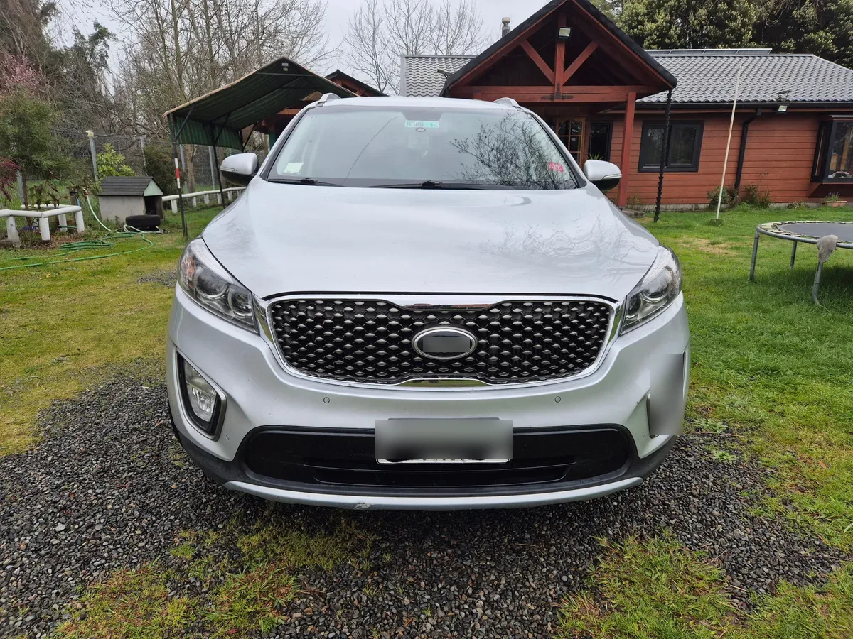 KIA MOTORS SORENTO 2.2 Ex Full At 4x4 Diesel año 2017