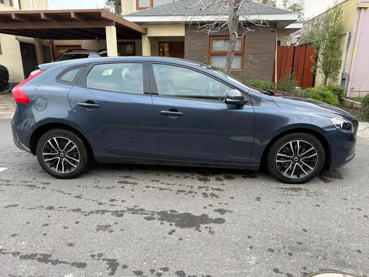 Volvo V40 2.0 T5 Cross Country Inscription At 4x4 año 2019