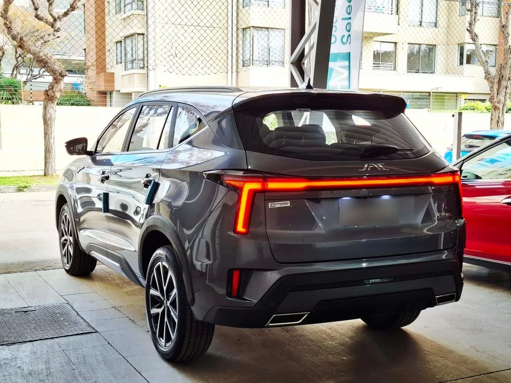 JAC Js8 Pro Gdi 1.5 Aut año 2026