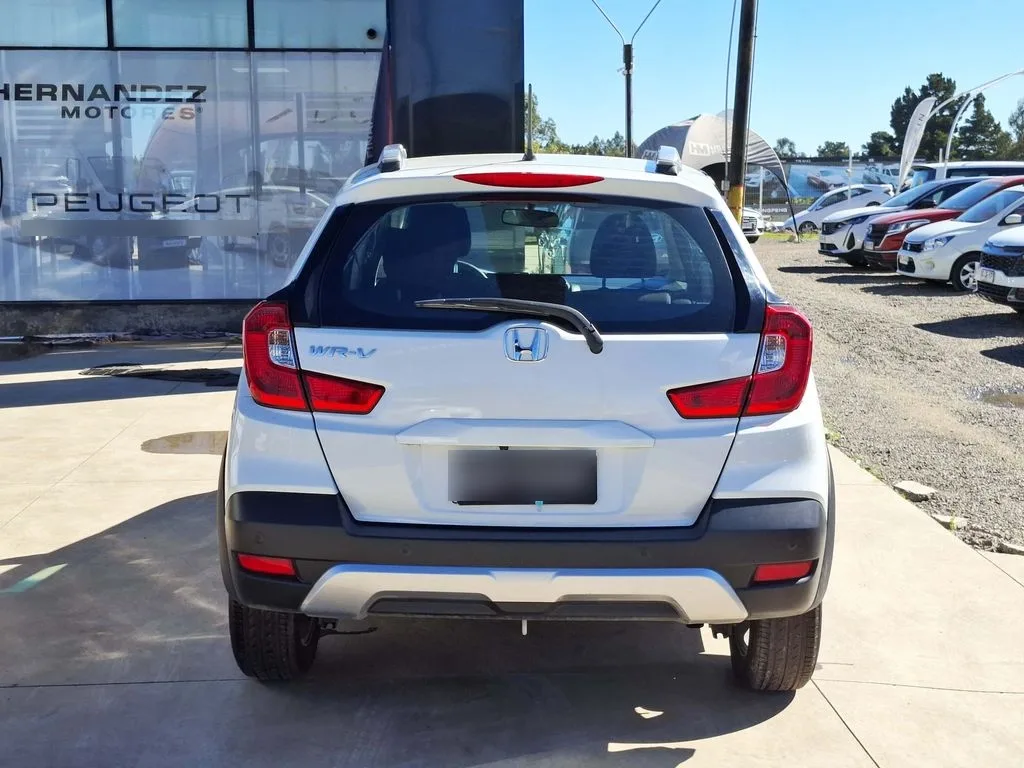 Honda Wr-V 1.5 Lx 4x2 Mt 5p año 2024