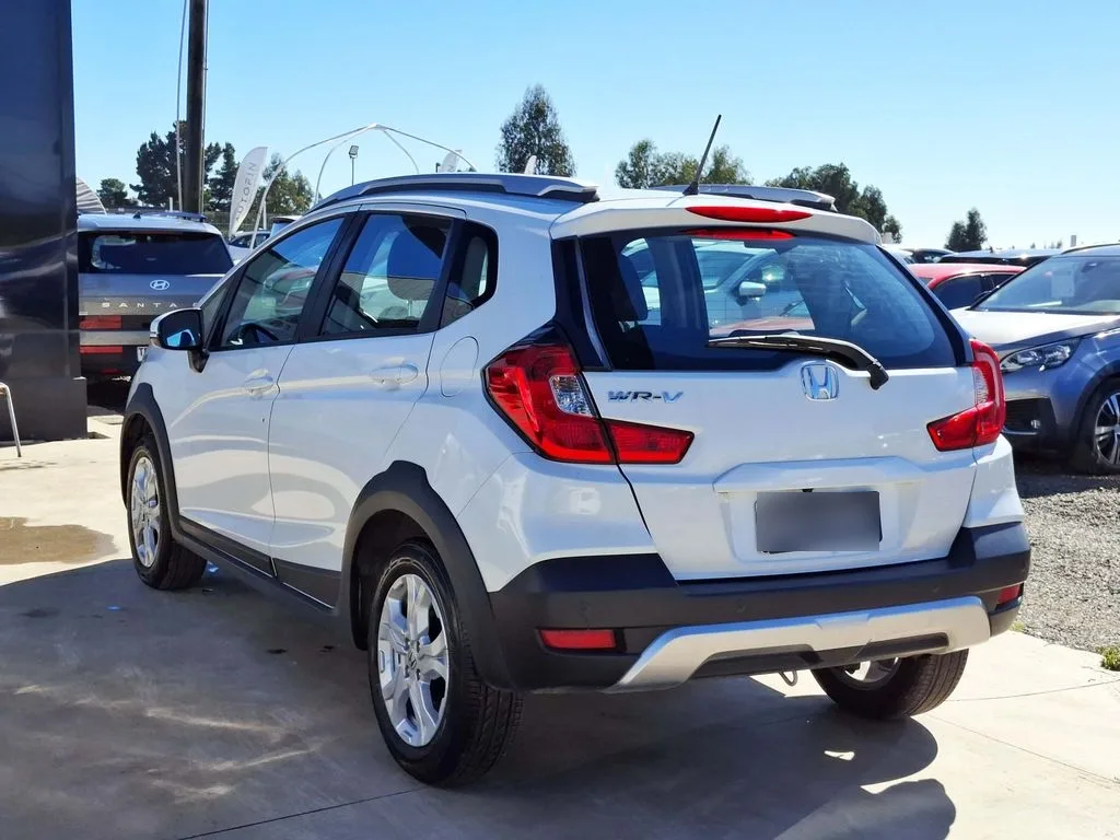 Honda Wr-V 1.5 Lx 4x2 Mt 5p año 2024