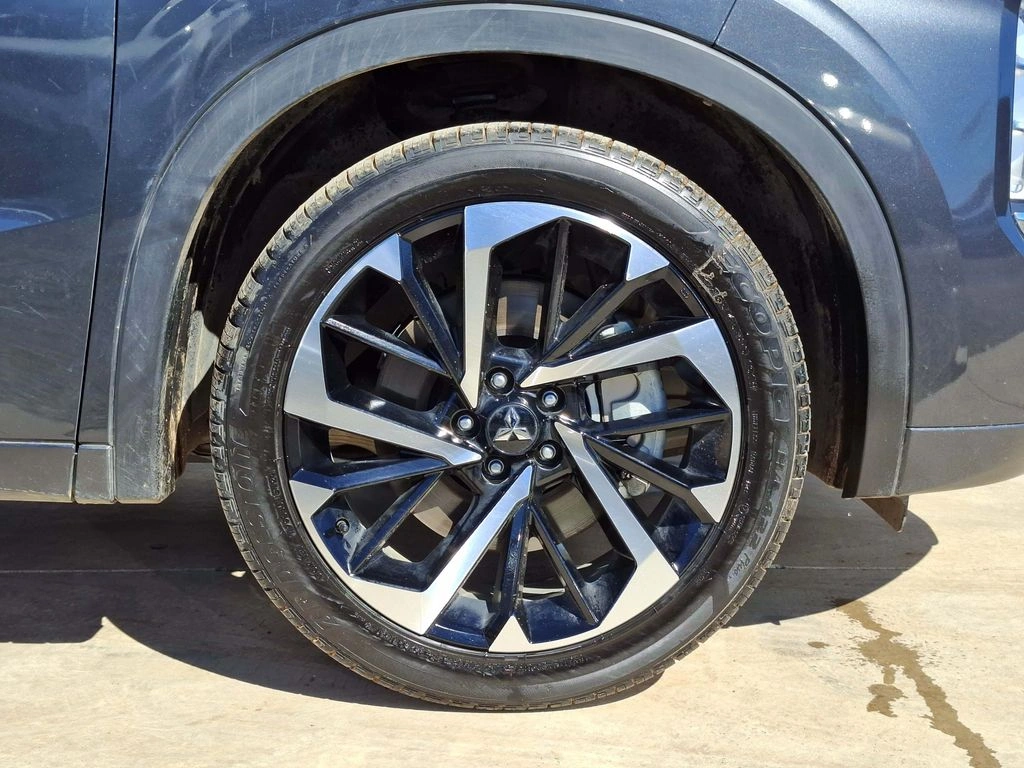 Mitsubishi Outlander 2.5 Gls Limited 4x4 At 5p año 2025
