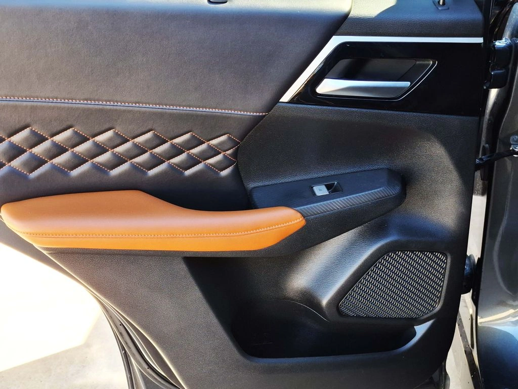 Mitsubishi Outlander 2.5 Gls Limited 4x4 At 5p año 2025