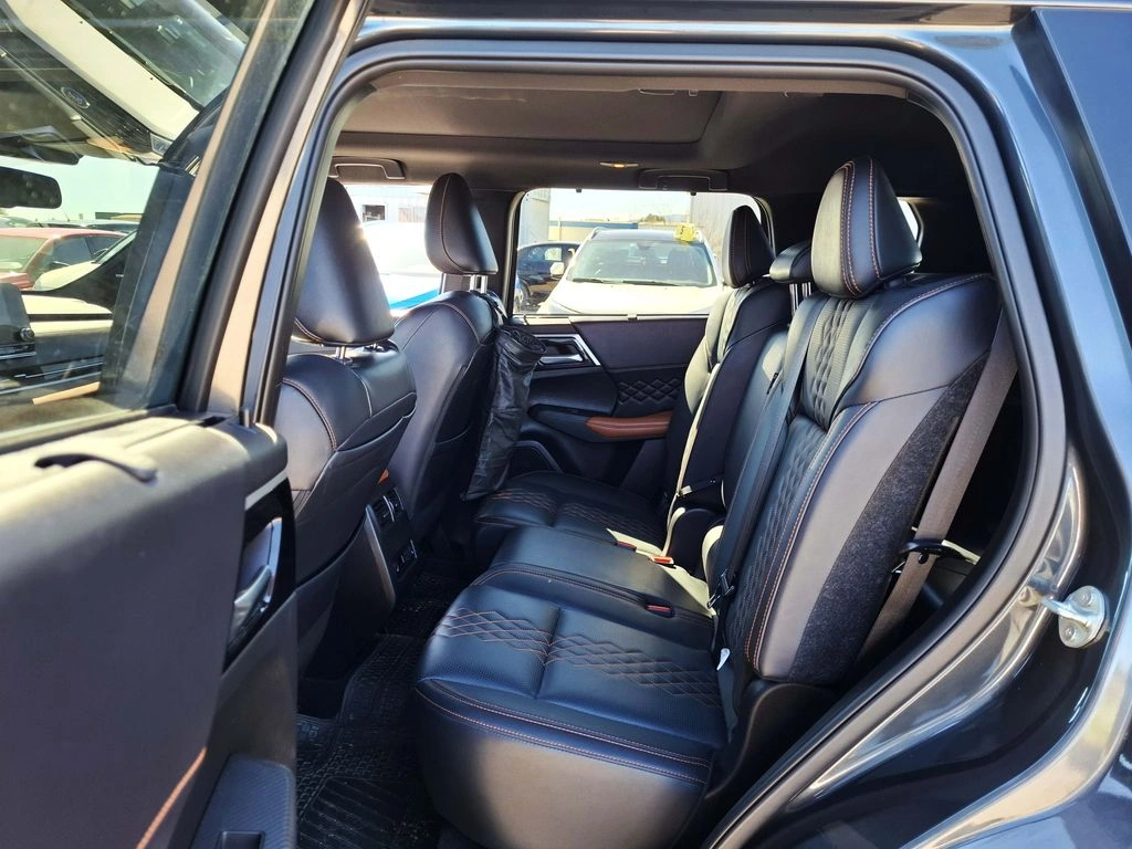 Mitsubishi Outlander 2.5 Gls Limited 4x4 At 5p año 2025