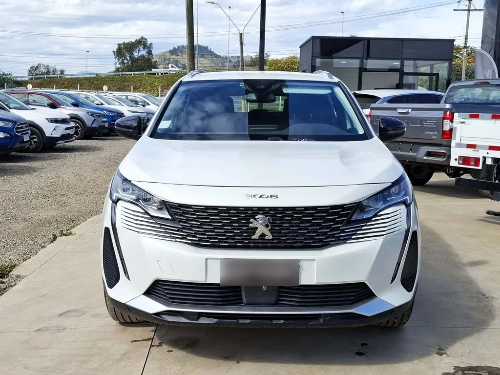 Peugeot 3008 1.2 Active Pack Puretech 130 4x2 Mt6 5p año 2022